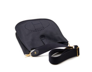 Hermès Evelyne III 33 Bleu Nuit de cuero Clémence con herrajes dorados – bolso bandolera de lujo en azul oscuro - set
