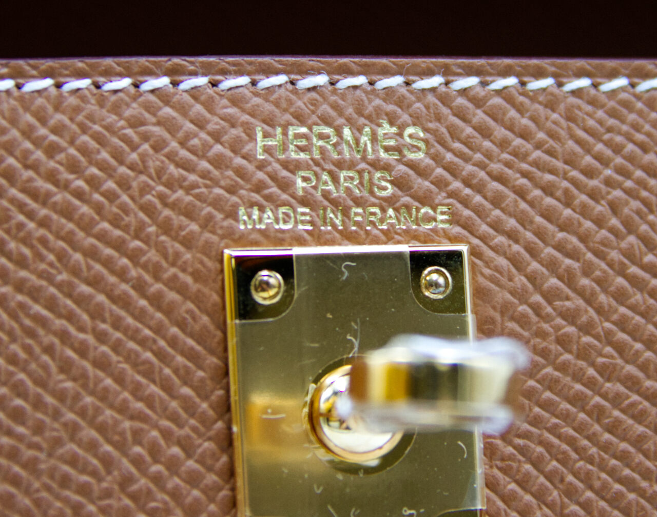 Hermès Kelly 25 Sellier Epsom Gold leather with gold hardware – structured luxury handbag - brand
