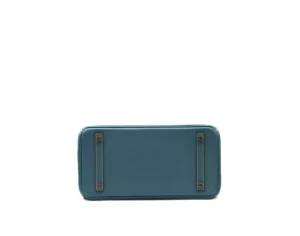 Hermès Birkin 30 Epsom Blue Jean mit Palladium-Hardware – ikonische strukturierte Luxustasche in Himmelblau - bottom