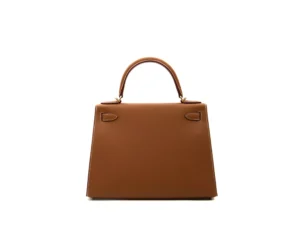 Hermès Kelly 28 Epsom Sellier in Gold leather with gold hardware – elegant structured luxury handbag in timeless tan brown - back