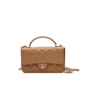 Chanel Mini Top Handle WOC Phone Holder en beige con herrajes dorados – bolso de lujo pequeño y elegante