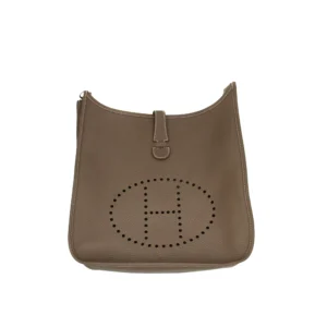 Evelyne III 33 Clemence Etoupe